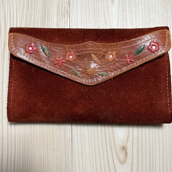 Vintage Suede Wallet - Picture 9 of 9